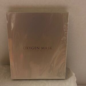 Silver Skincare Mask Luxurious Edition